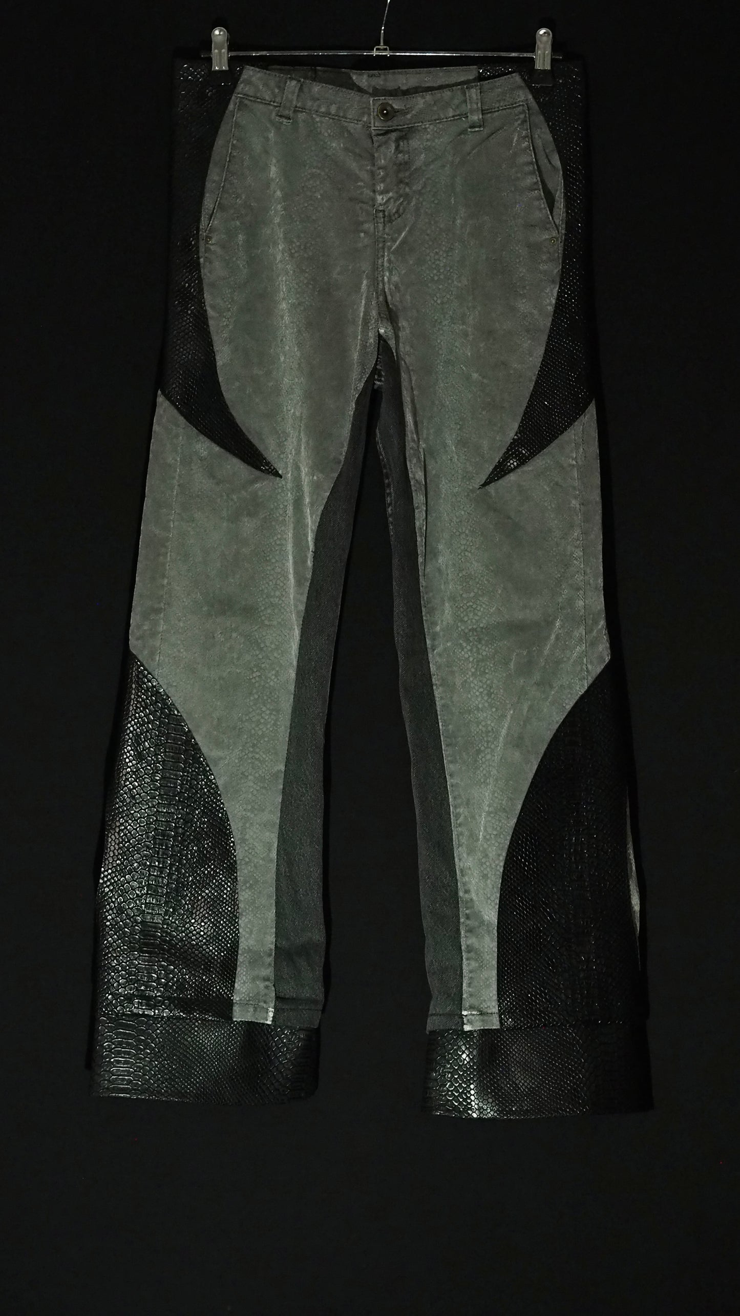 KT snake pants