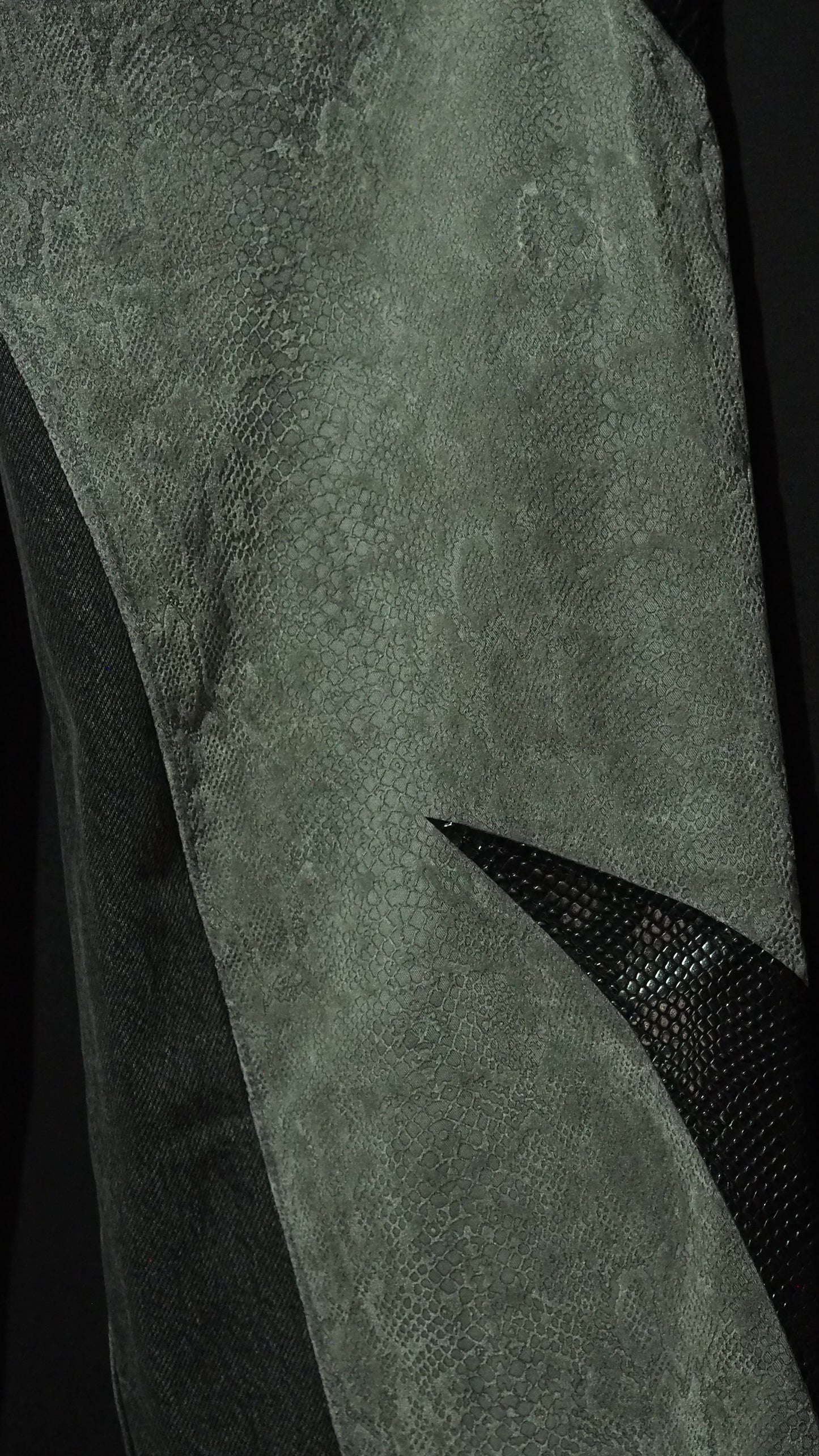 KT snake pants